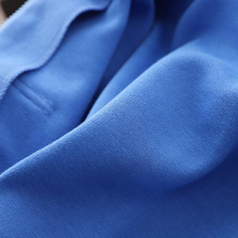 Hooded zip-up jacket