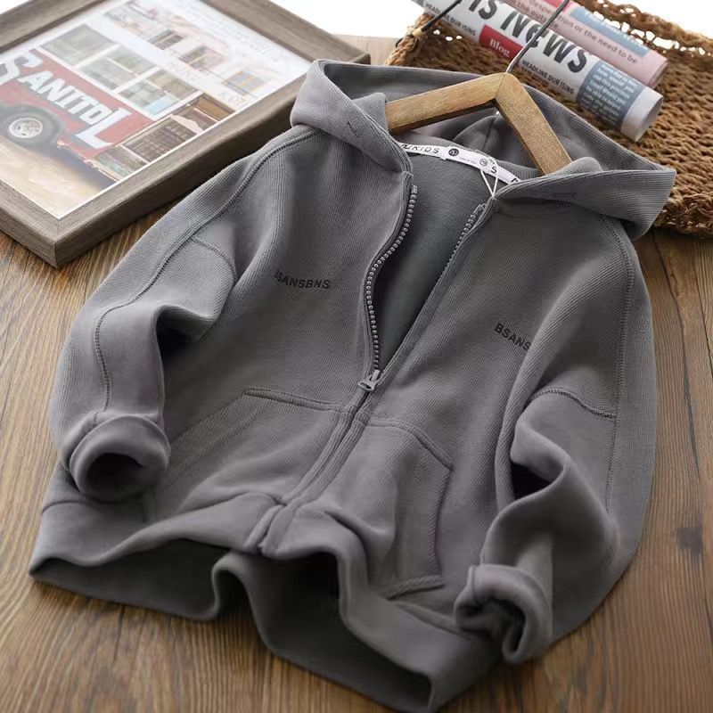 Hooded zip-up jacket