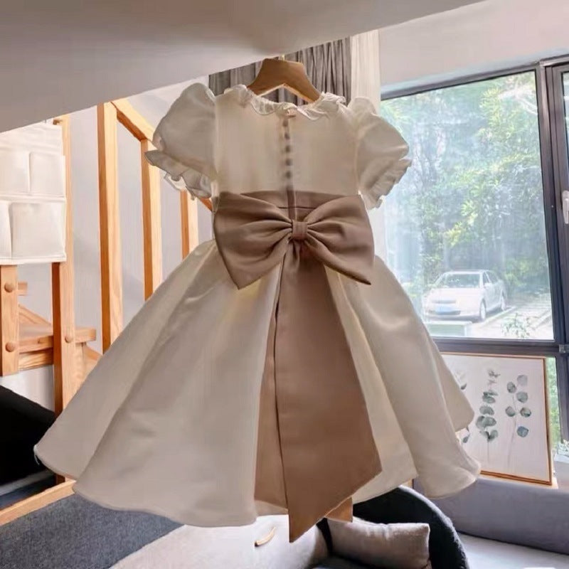 Elegant dress for the little princess